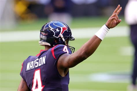 Deshaun Watson Officially Requests Trade