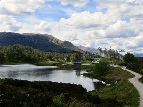 Hiking in Glen Affric, Scotland: The Loch Affric Circuit - Away With Maja