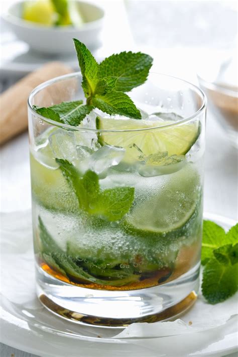 15+ Refreshing Mojito Cocktails - How to Make the Best Mojito Recipes