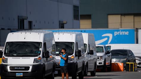 Carjacker takes Amazon driver’s truck, leads San Diego officers on ...