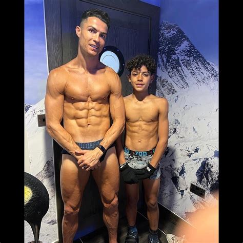 Photo : Cristiano Ronaldo et son fils Cristiano Junior. - Purepeople