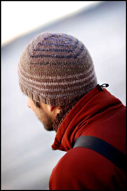 7 Things You Can Knit With Ryan Gosling | Knitted hats, Hat knitting ...