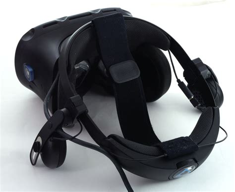 HTC Vive Cosmos Elite - Off to virtual reality