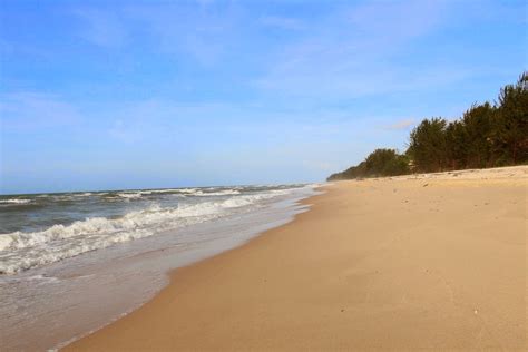 Berakas Beach, Brunei