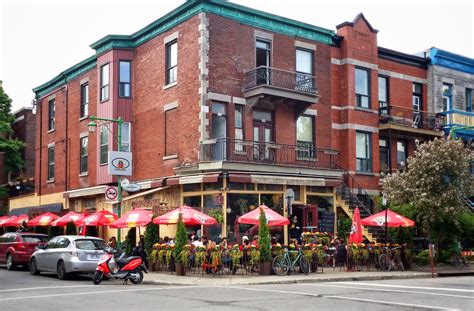 Free Images : tree, outdoor, cafe, architecture, plant, sky, road, street, car, automobile, town ...