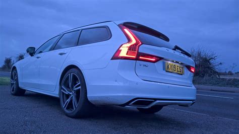 Volvo V90 T8 Twin Engine review: Bjorn to be wild