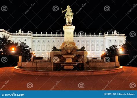 Royal Palace by Night, Madrid, Spain Stock Photo - Image of building, tourism: 28051042