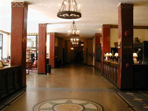 THE SHINING (1979) Ahwahnee hotel.