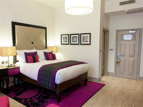 Hotel Indigo London - Kensington (United Kingdom) | FROM $148 - SAVE ON ...