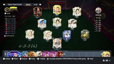 An example of a squad in FIFA Ultimate Team. Source: (EA SPORTSTM FIFA ...