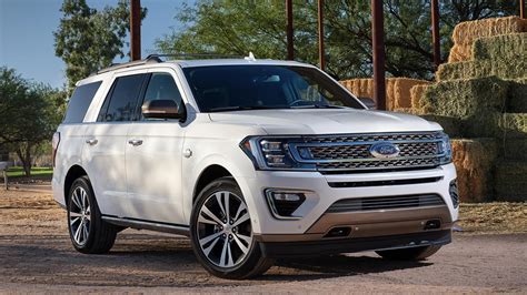 2022 Ford Expedition: Choosing the Right Trim - Autotrader