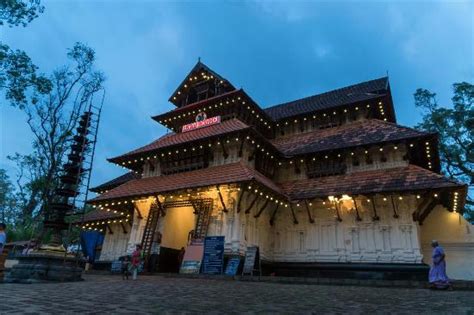 THE 10 CLOSEST Hotels to Vadakkunnathan Temple, Thrissur