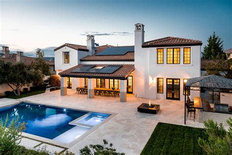 Kylie Jenner Selling Calabasas Home for Almost $4 Million: Pics