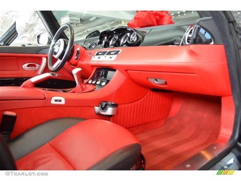 Red/Black Interior 2001 BMW Z8 Roadster Photo #60627766 | GTCarLot.com