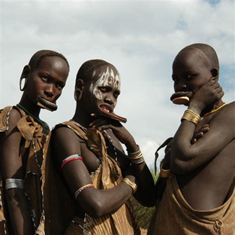 Getting To Know The Mursi Tribe in Ethiopia - Somak Luxury Travel