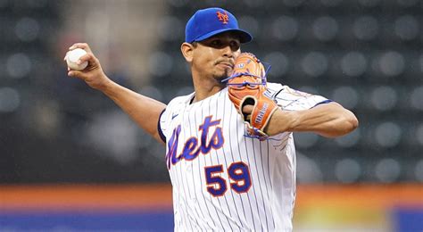 Mets exercise contract options on Carlos Carrasco, John Curtiss