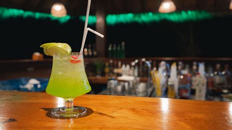 20 Best Green Cocktails to Drink