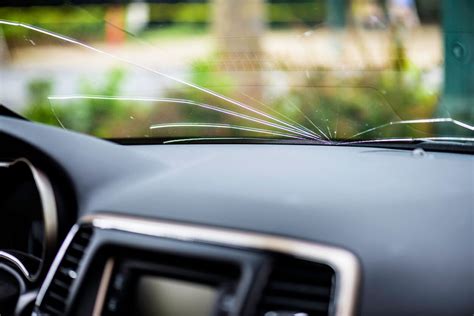 How to Avoid Getting Cracks in your Windshield | Sun Devil Auto