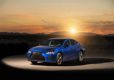 LEXUS ES Specs & Photos - 2018, 2019, 2020, 2021 - autoevolution