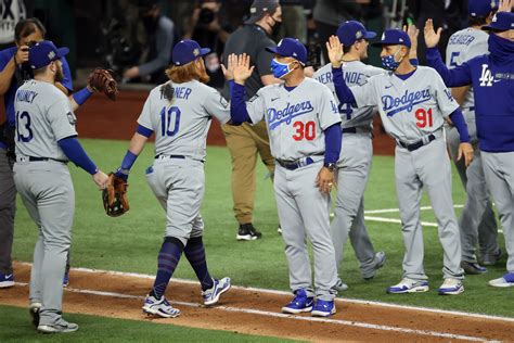 Dodgers bounce back to take 2-1 World Series lead | Inquirer Sports