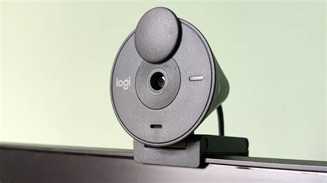 Logitech Brio 300 review | Digital Camera World