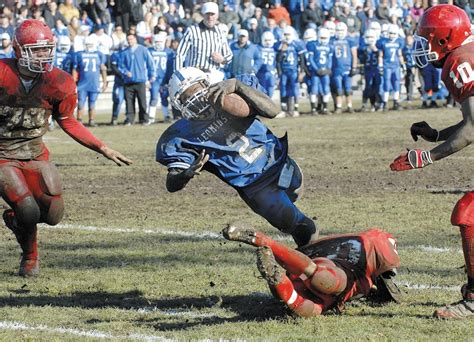 Recalling memorable Thanksgiving Day football games – Sentinel and Enterprise