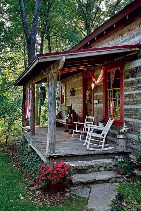 A log cabin porch - Handmade Houses with Noah Bradley