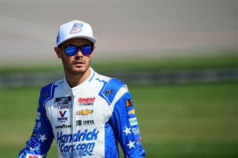 Kyle Larson Seeks Kansas Victory, Starts in Second