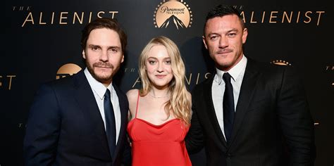 The Alienist cast on the 'bizarre' thing that happened the first day of ...