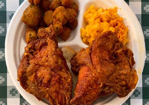 'World famous' fried chicken spot is now open in San Antonio