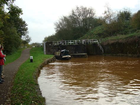 Longboat canal. Kidsgrove, Stoke on Trent, England | Flickr