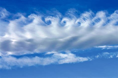 Kelvin Helmholtz Clouds by yenom on DeviantArt