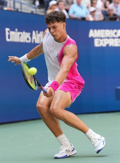 Ben Shelton Delivers Crazy-Fast Serves In Bold On Look at US Open – Footwear News