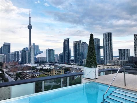 Thompson Hotel Rooftop Pool - Toronto, Ontario, Canada Toronto Island ...