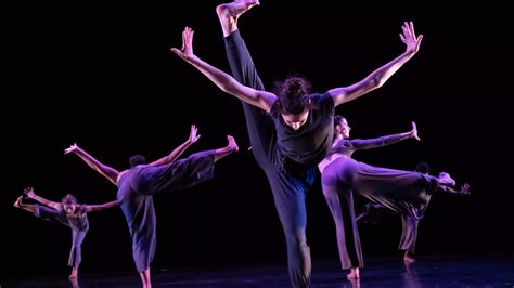 Dance performance that bridges communities | MPR News