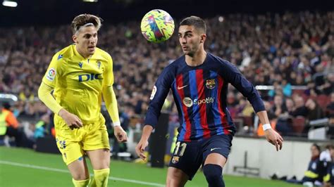 Ferran Torres shines as Barcelona's forward line regains form in win ...