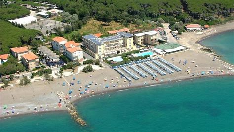 Cecina beach, Etruscan Coast, Italy - Ultimate guide (October 2024)