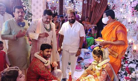 Nithin Wedding Photos: నితిన్ పెళ్లి వేడుక ఫొటోలు | News in Telugu