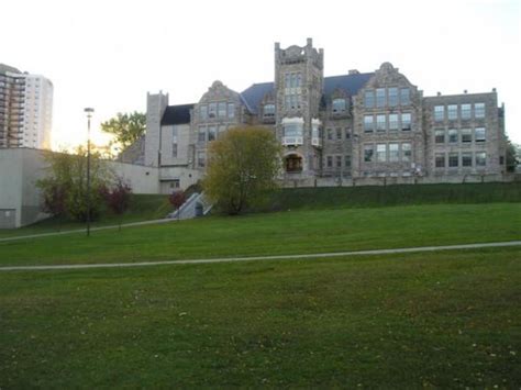 Lakehead University Law School to Focus on Aboriginal Issues - ICT News