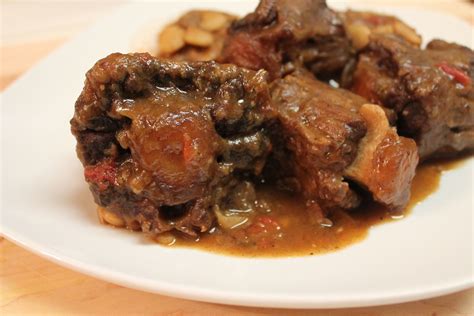 Easy Jamaican Oxtails | I Heart Recipes | Recipe | Oxtail recipes, Recipes, Jamaican recipes