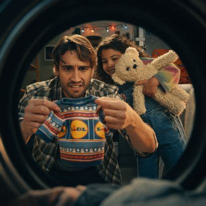 Lidl Christmas advert 2022 is here – featuring an unlikely star | Ideal ...