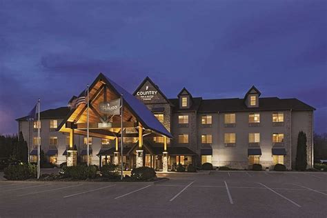 COUNTRY INN & SUITES BY RADISSON, GREEN BAY NORTH, WI $84 ($̶1̶2̶2̶) - Updated 2023 Prices ...