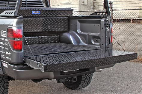 DZ4144B Dee Zee Full Tailgate Protector - Fits 2019-2023 Dodge Ram 1500