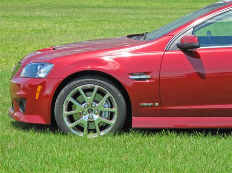 2010 Pontiac G8 GXP Gallery 311066 | Top Speed