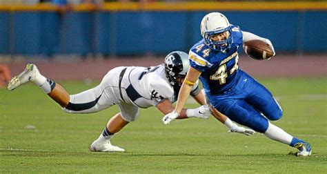 Sierra Canyon High School football dominates against Agoura High School ...