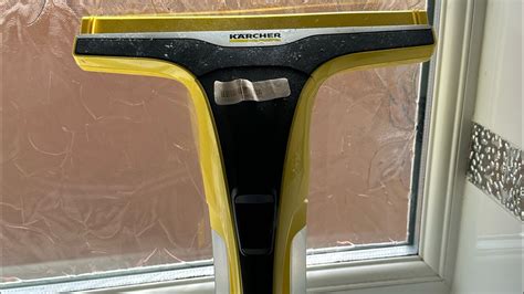 Karcher WV6 windows vac demonstration and review. - YouTube