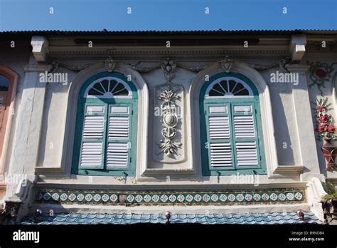 Peranakan architecture hi-res stock photography and images - Alamy