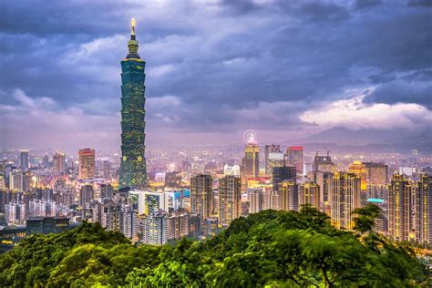 Taipei, Taiwan Downtown Skyline at Dusk Stock Photo - Image of district, cityscape: 110766352