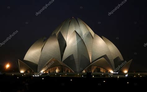 Lotus temple at night, delhi, india – Stock Editorial Photo ...