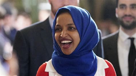 Ilhan Omar No Hijab : Fox News Condemns Host S Criticism Of Ilhan Omar ...